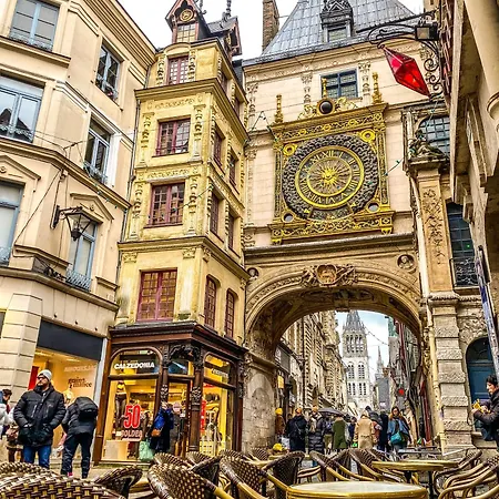 Apartment Selene By Kleidos - T2 Romantique Dans Le Centre Historique De Rouen, Proche Gare