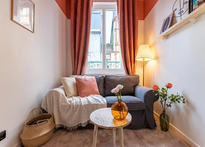 Selene By Kleidos - T2 Romantique Dans Le Centre Historique De Rouen, Proche Gare Apartman Rouen